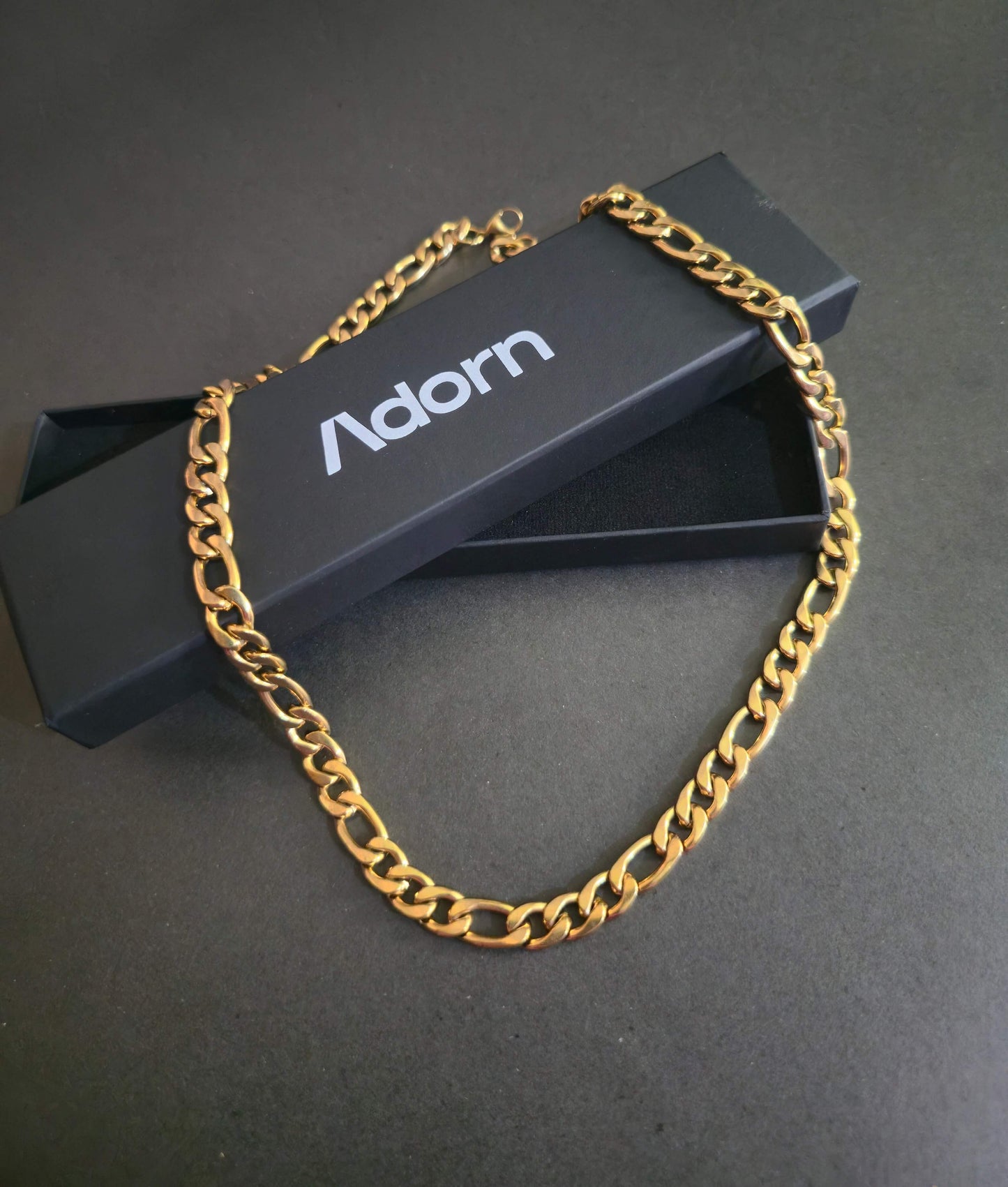 The Emperor Cuban – 8mm Royal Gold Chain 👑